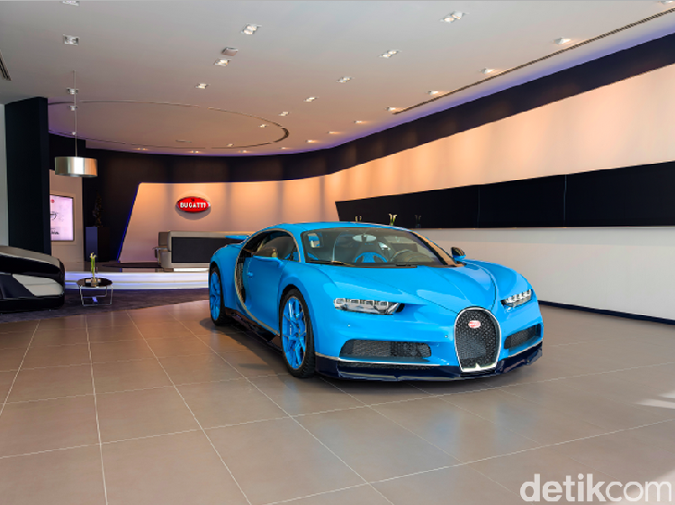 Mengintip Showroom Mobil Mewah di Dubai