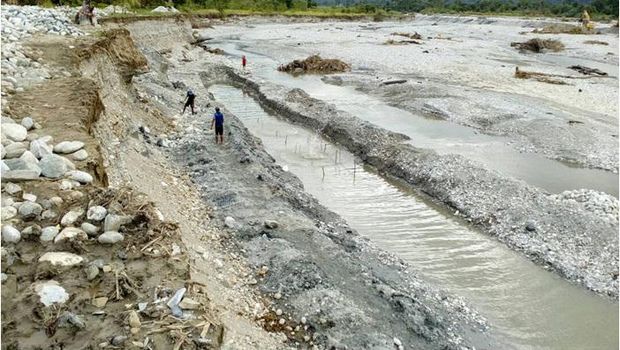 Rawan Longsoran, Menara Listrik Darurat Poso-Sidera Terus Diperkuat