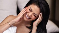 Happy banget sih Niki? (Foto: Instagram Nikita Mirzani)