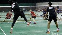 Hadapi Piala Sudirman 2017 yang digelar pada 21-28 Mei di Gold Coast, Australia, PP PBSI melakukan simulasi untuk tim Indonesia di Pelatnas PBSI Cipayung, Jakarta Timur, Sabtu (13/5/2017).