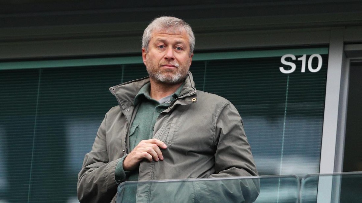 Roman Abramovich dikabarkan akan menjual Chelsea (Paul Gilham/Getty Images)