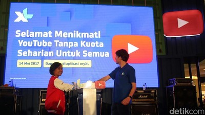 Rekor MURI untuk XL-Youtube Break The Box
