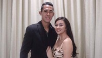 Nah pesepakbola Ryuji Utomo ini sebelum jatuh ke pelukan Ariel Tatum memang pacaran lebih dulu dengan Yuki Kato. Sayang keduanya cuma sebentar menjalin asmara. Dengan Ariel pun, Ryuji juga kandas. Foto: instagram ryuji utomo