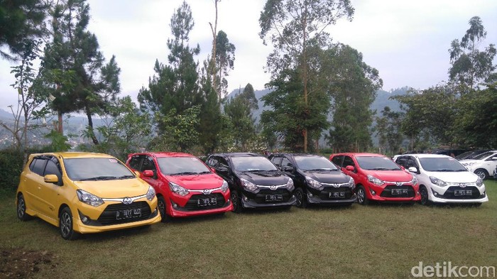 Test Drive Toyota Agya di Bandung