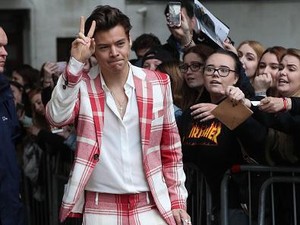 Christopher Nolan Tak Tahu Kepopuleran Harry Styles Saat Garap Dunkirk