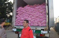9.000 Ton Bawang Putih Masuk ke Pasar Induk Kramat Jati