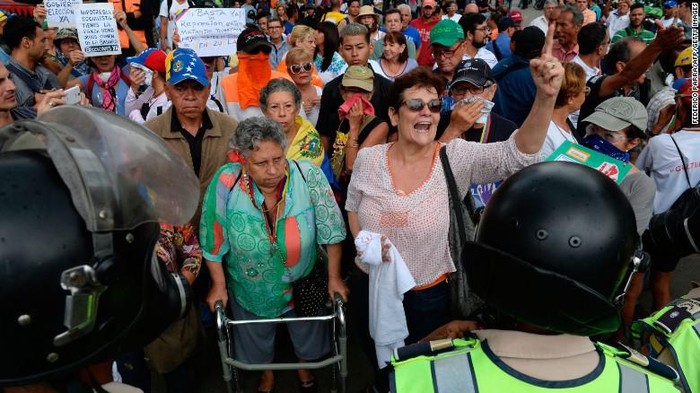 Krisis Venezuela Kembali Renggut Nyawa, Total 42 Orang Tewas