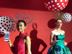 Semarak Penjualan Perdana Oppo F3