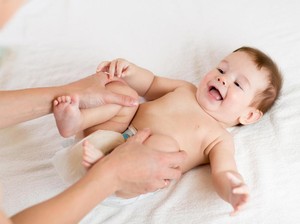 Pediatric Massage, Pijat Ringan untuk Kurangi Keluhan pada Anak