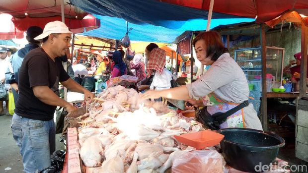 Harga Bahan Pangan Merangkak Naik di Palembang