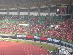 Persija Didenda Rp 30 Juta Usai Suporternya Bentangkan Spanduk Berbau SARA