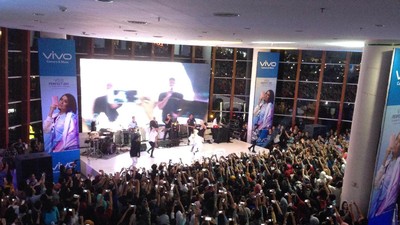 Aksi Agnez Mo Bikin Heboh Penjualan Vivo V5s