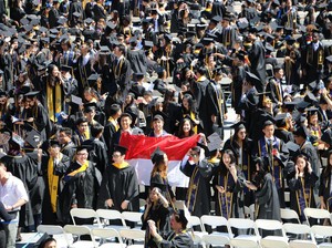 Di Depan 30 Ribu Civitas Berkeley, Todung Raih Haas Award