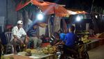 Wisata Malam di Pohuwato, Belah Durian Yuk!