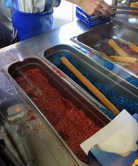 Nyam! Churros Lightsaber, Hadir Bagi Anda Pecinta Star Wars