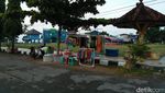 Ketika Alun-alun Karimunjawa Berasap Wangi
