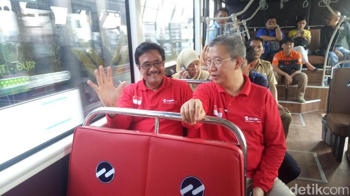 tempat nongkrong di ciledug Djarot Kelilingi Koridor 13 TransJ Ciledug Tendean Ini tempat nongkrong di ciledug Djarot Kelilingi Koridor 13 TransJ Ciledug Tendean Ini