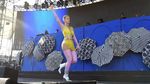 Warna-warni Katy Perry di Wango Tango