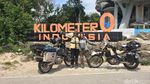 Naik Motor, Pasutri AS Mampir ke Indonesia