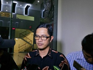 Tak Hadir di Persidangan Bakamla, Ali Fahmi Dicari KPK
