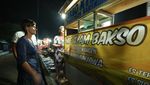 Ketika Alun-alun Karimunjawa Berasap Wangi
