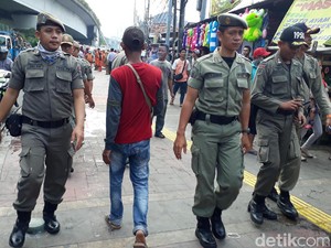 Kasatpol PP DKI: 300 Personel Jaga Tanah Abang Tiap Hari