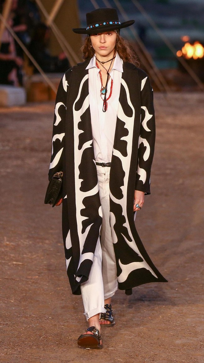Model walks the runway during the Christian Dior Cruise 2018 Runway Show at the Upper Las Virgenes Canyon Open Space Preserve on May 11, 2017 in Santa Monica, California.  (Photo by Rich Fury/Getty Images)