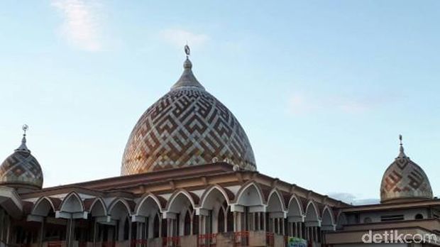 Bagian kubahnya tampak luar (Afif/detikTravel)