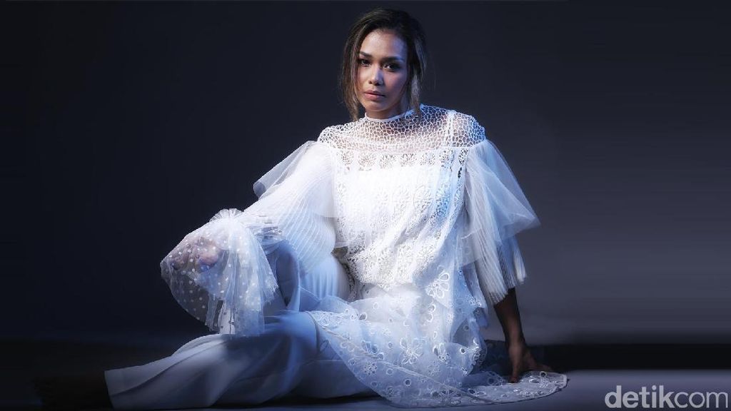 Cerita Adinia Wirasti Terlibat di Produksi Film Critical Eleven