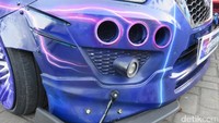 Kata Jone-CHAD, sebelumnya Datsun miliknya berbalut airbrush motif planet.