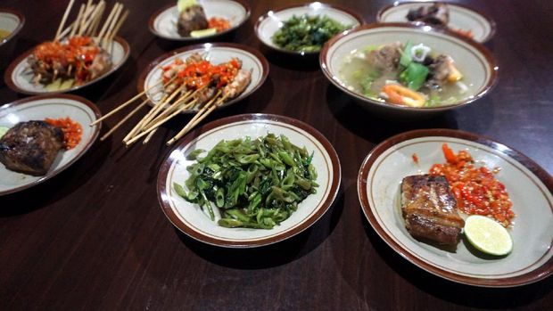Aneka hidangan serba tuna di Rumah Makan Pidis (Wahyu/detikTravel)