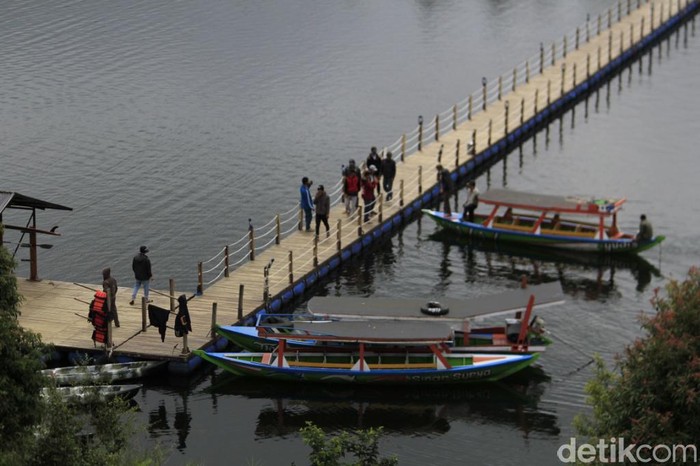 Suasana Situ Patenggang Bandung