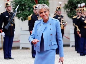 Foto: Adu Gaya Melania Trump vs. Brigitte Trogneux