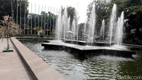Kini Balai Kota DKI bersih dari hamparan bunga untuk Ahok.