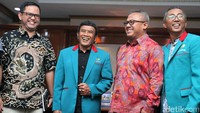 Sesekali Rhoma tertawa saat berbincang dengan Ketua KPU Arief Budiman.