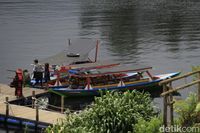 Perahu menunggu wisatawan (Wisma Putra/detikTravel)