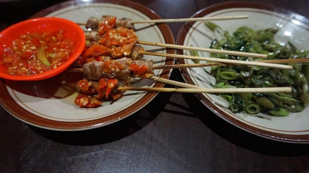 Kuliner sate tuna yang mirip sate Taichan (Wahyu/detikTravel)