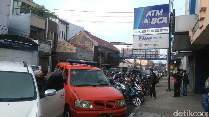 Pria di Bandung Diduga Dibacok Orang Tak Dikenal