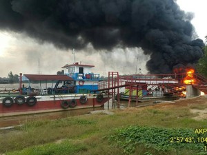 1 Korban Ledakan SPBU Apung di Sungai Musi Ditemukan Tewas