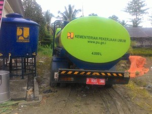 Korban Longsor Luwu Timur Terima Bantuan dari Kementerian PUPR
