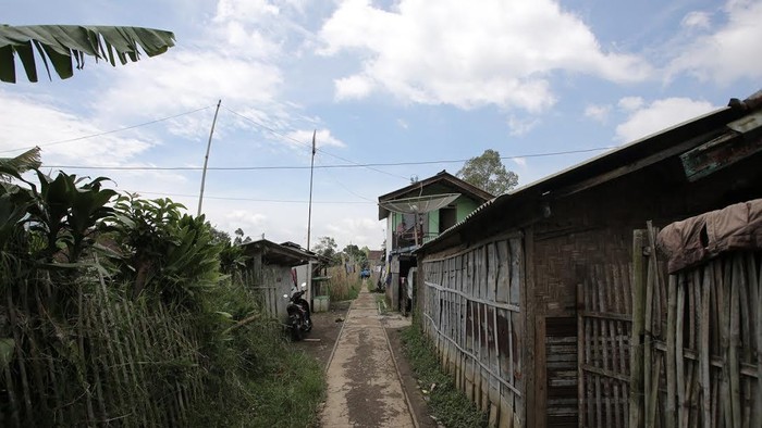 KAI Mulai Sosialisasi Rencana Hidupkan Jalur Kereta Mati Bandung-Ciwidey