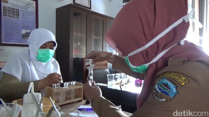 Sidak Pasar di Tasikmalaya, Petugas Temukan Boraks dan Formalin