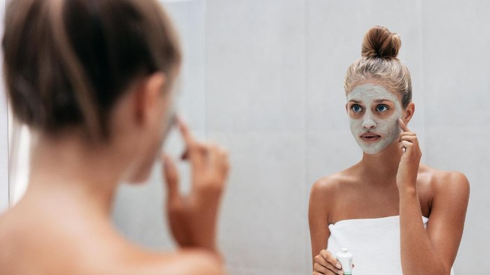 Efektifkah Merawat Kesehatan Wajah dengan Masker Buah?
