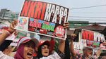 Pendukung Ahok Kembali Sambangi Pengadilan Tinggi DKI