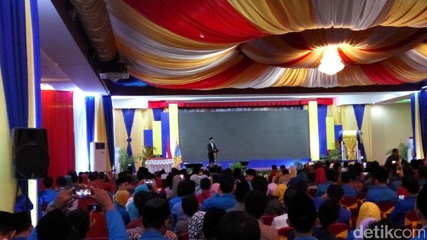 Jokowi: PMII Jangan Hanya Bermimpi Jadi Politisi