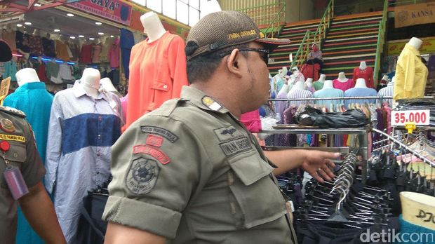 Bang Iwan, Satpol PP yang Disegani PKL Tanah Abang
