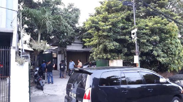 Home industry abon oplosan di Jalan Soponyono 6