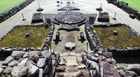 Candi Ini Punya Arca Penis 2 Meter & Relief Erotis