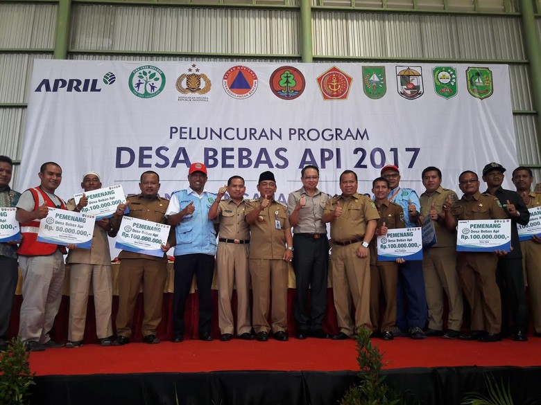 BNPB Siapkan Dana Cadangan Kebakaran Hutan Rp 2 T BNPB Siapkan Dana Cadangan Kebakaran Hutan Rp 2 T