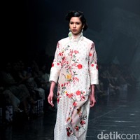 Rancangan Terbaru Biyan Wannatmadja yang Mengusung Tema Elsewhere di Ballroom Dharmawangsa Hotel. Jakarta. [Foto: Mohammad Abduh/Wolipop]